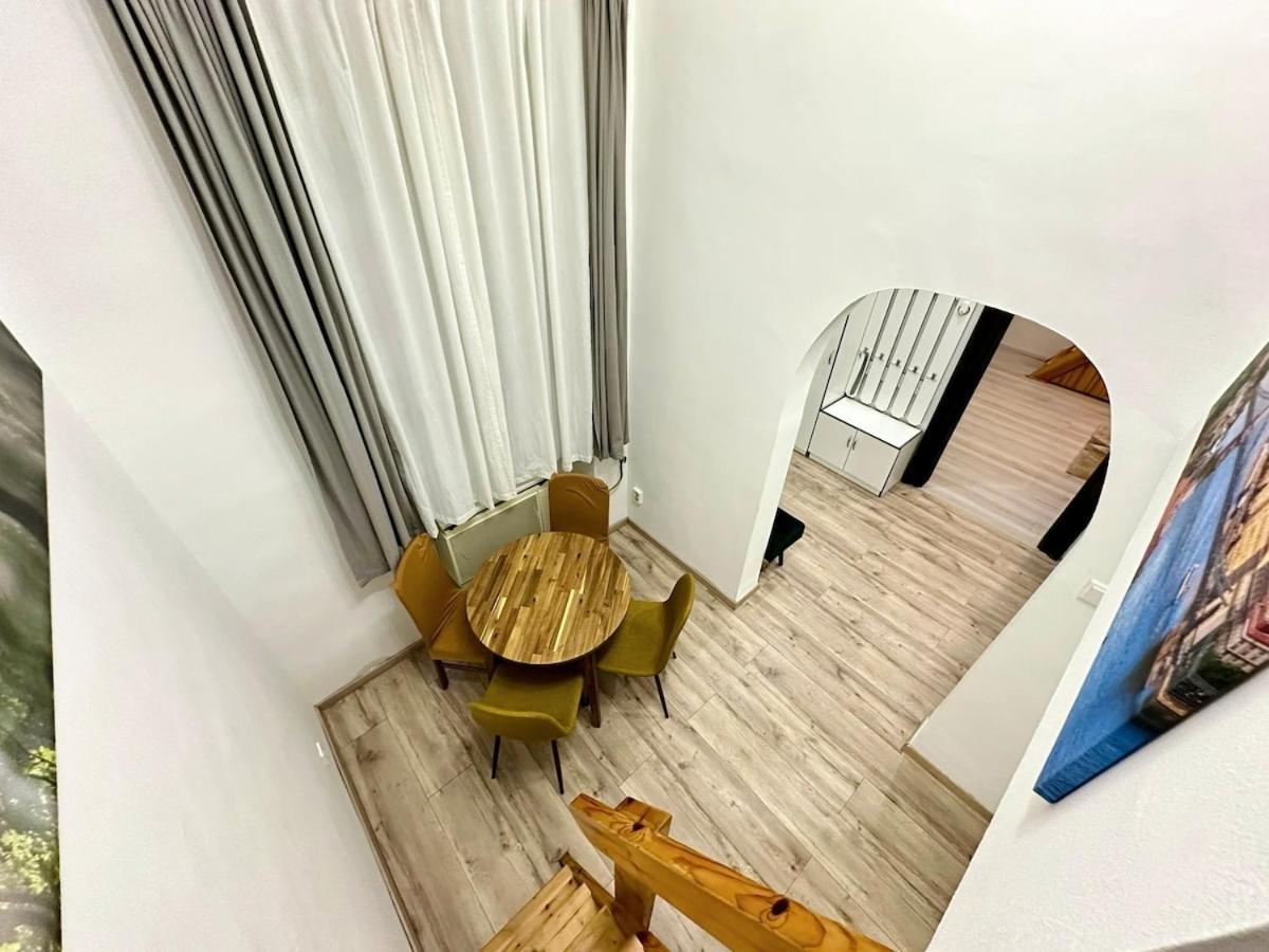 Apartament Ati's - Downtown 2 Bedroom *