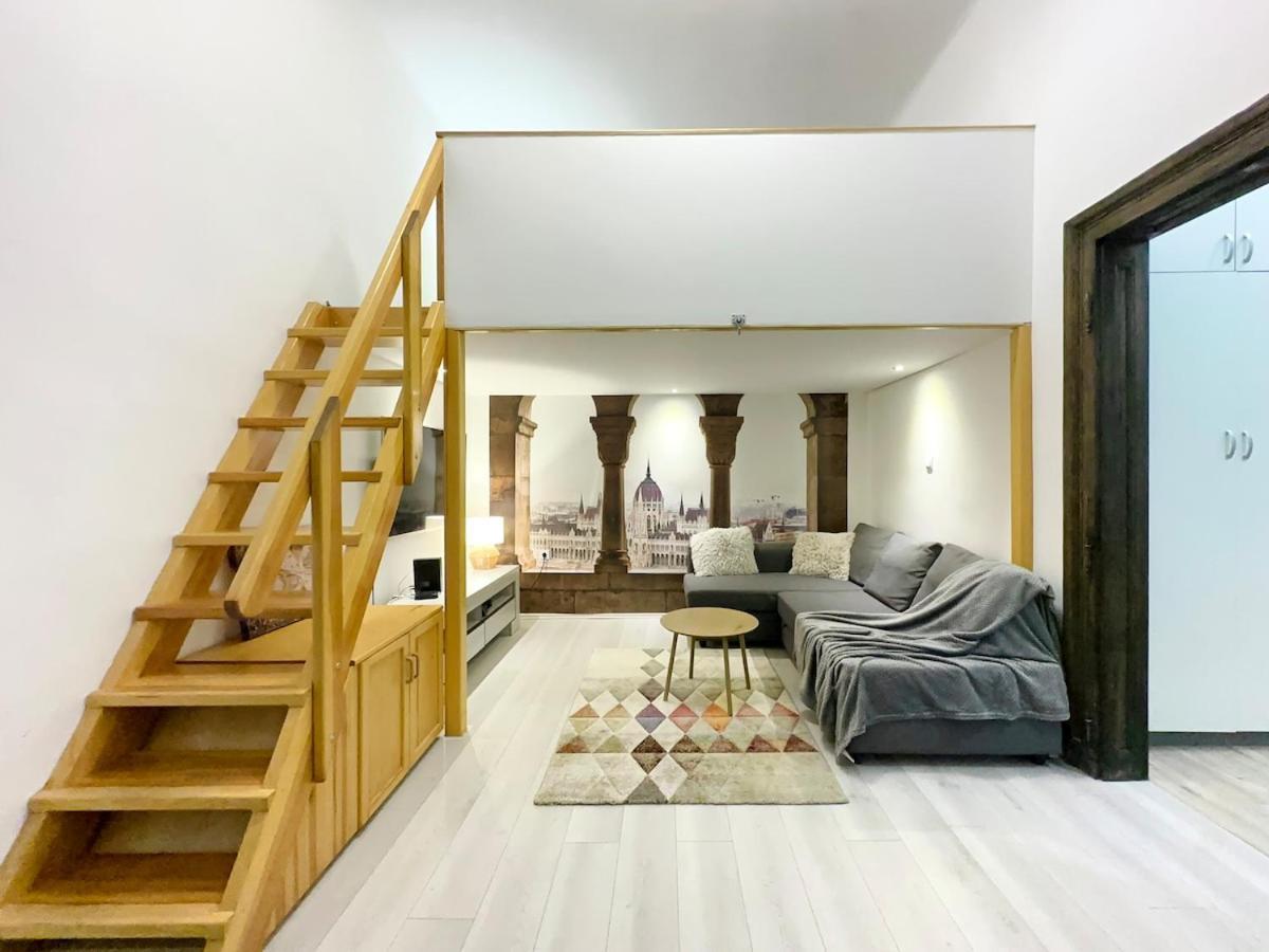 Apartament Ati's - Downtown 2 Bedroom Budapesta